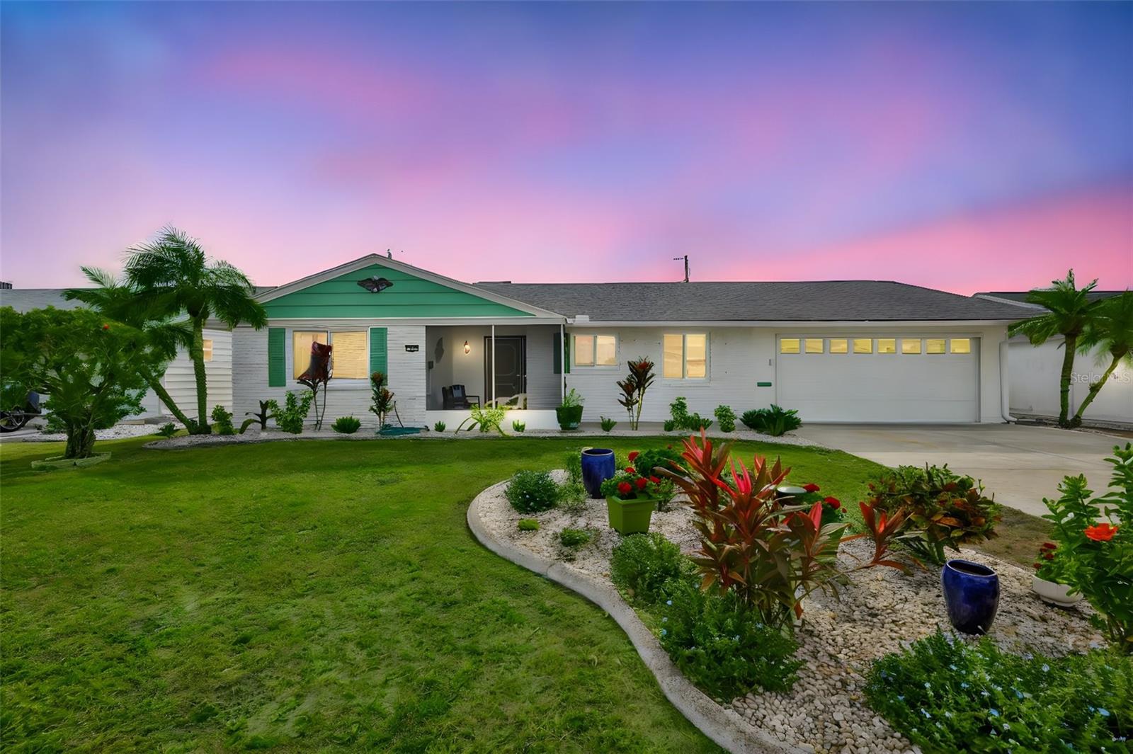 1520 Danbury Dr