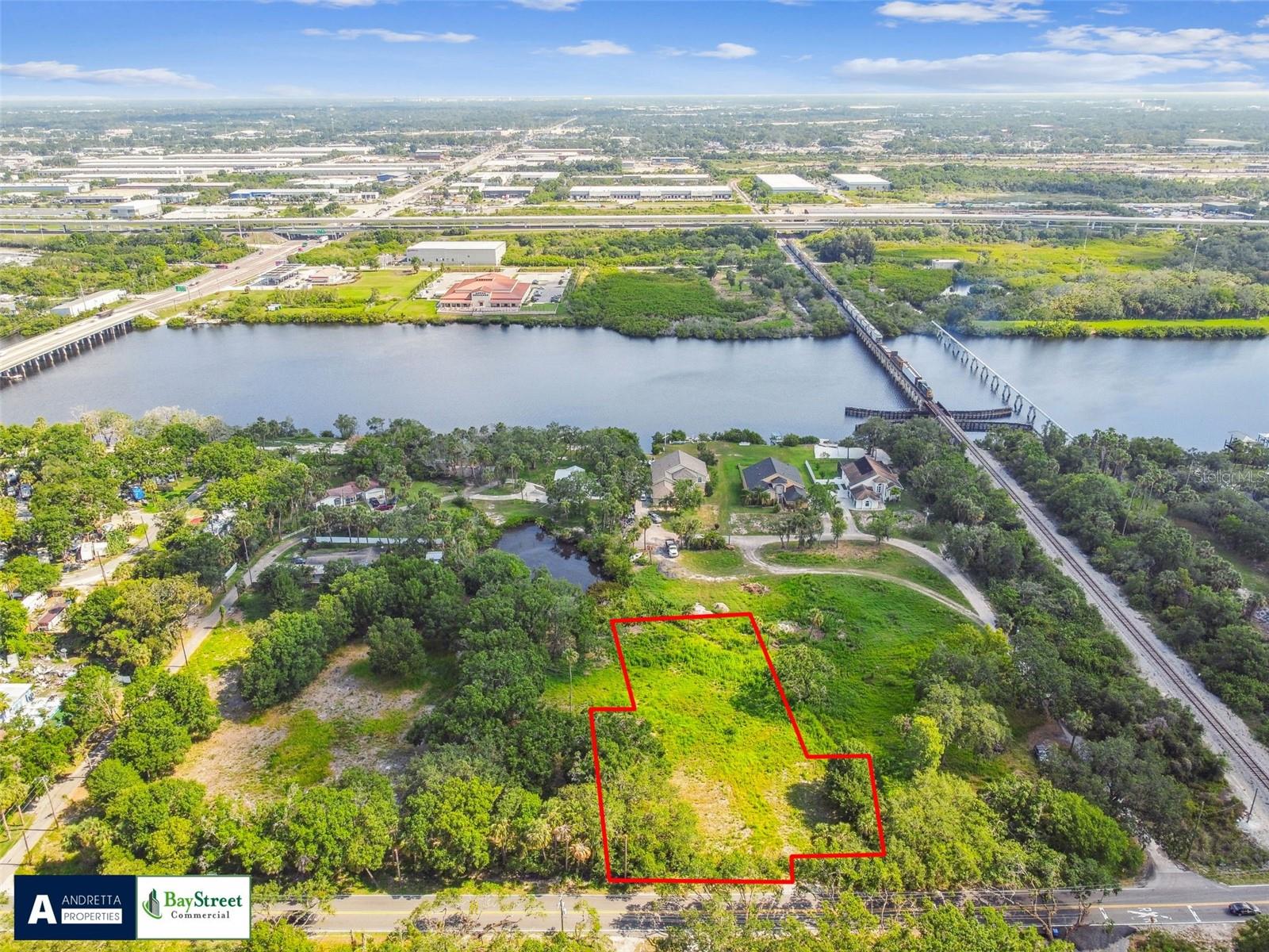 5116 Palm River Rd photo 1
