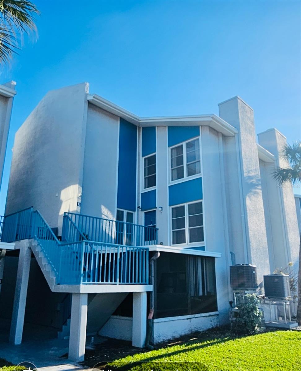 179 Medallion Blvd #E