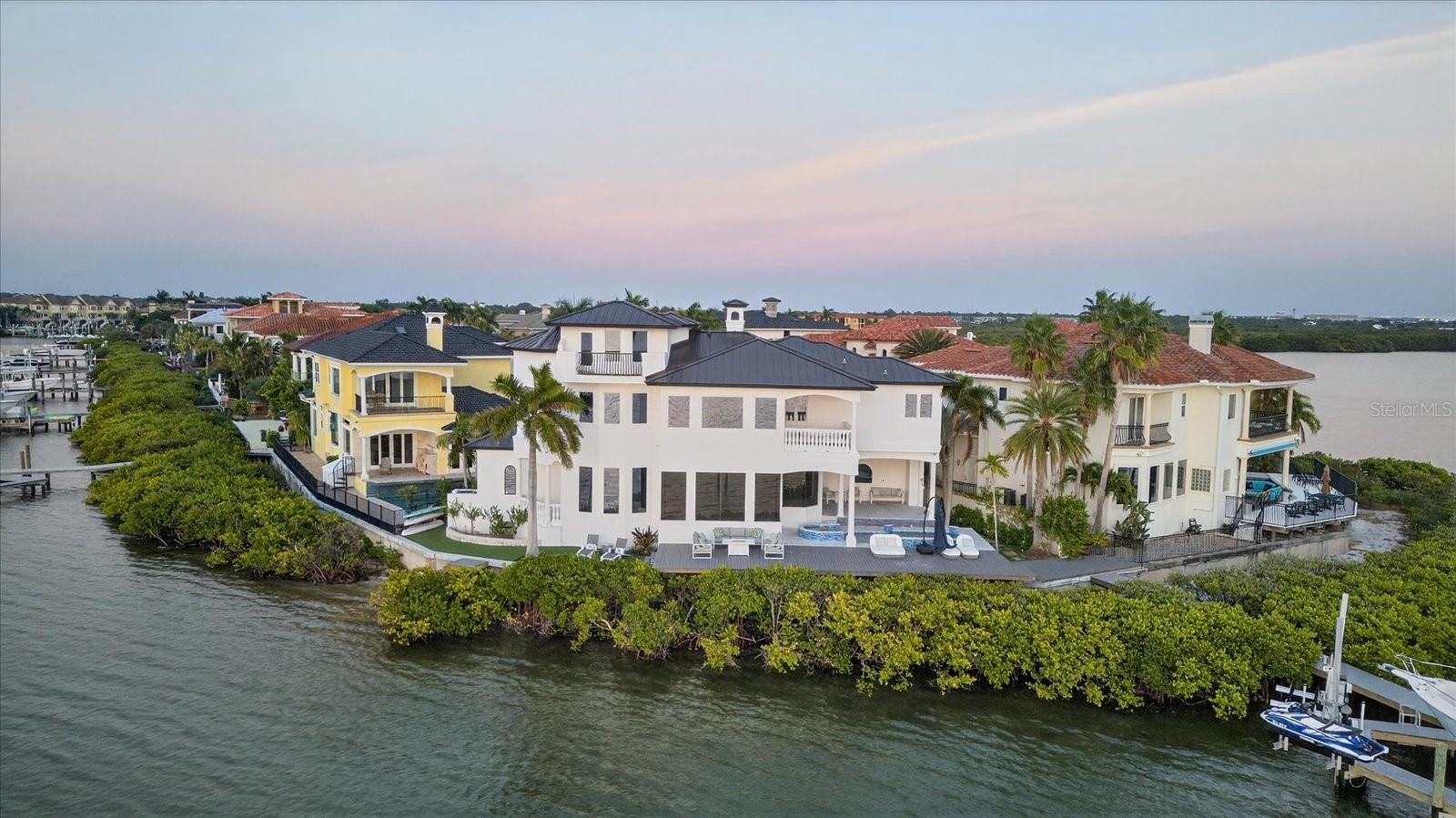 4102 Causeway Vista Dr