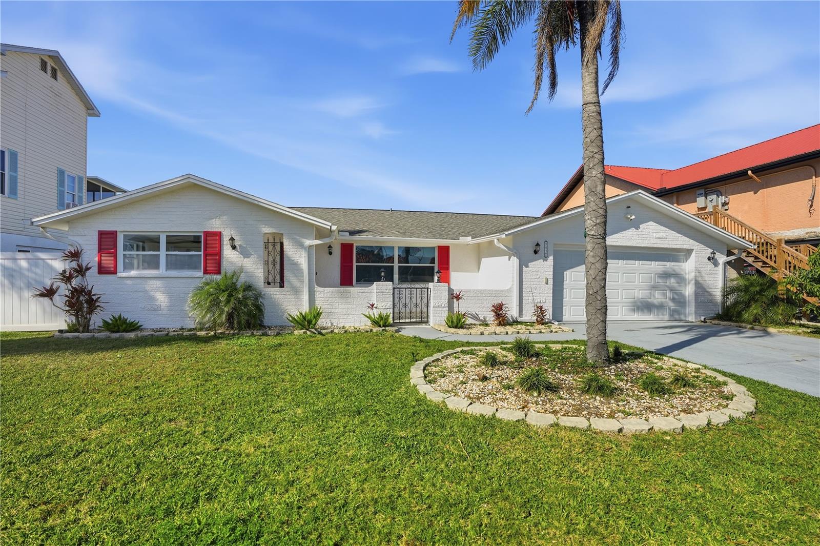 9837 Island Harbor Dr photo 1