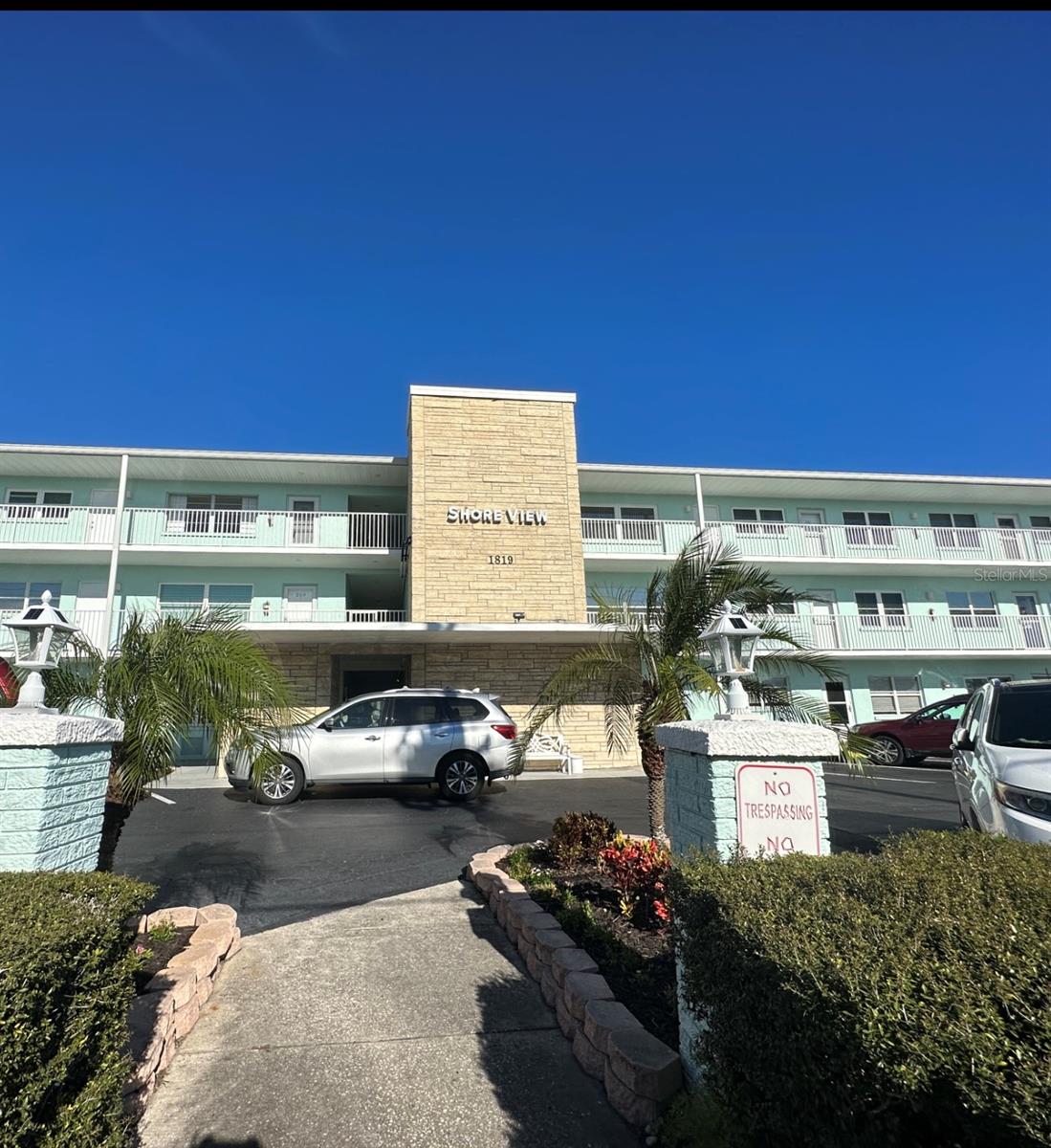 1819 Shore Dr S #307 photo 1