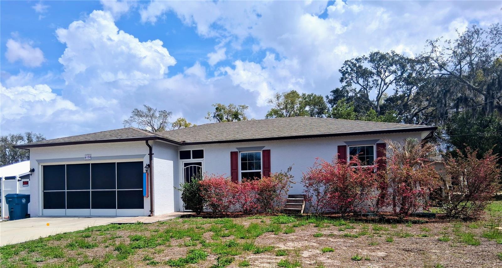 4096 Thunderbird Ave photo 1