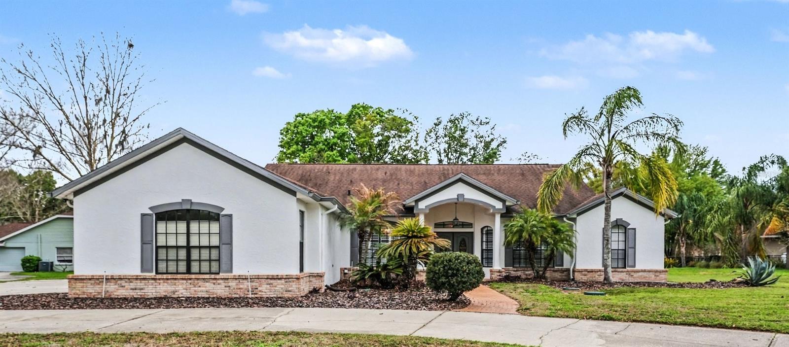 19216 Ridgelake Dr