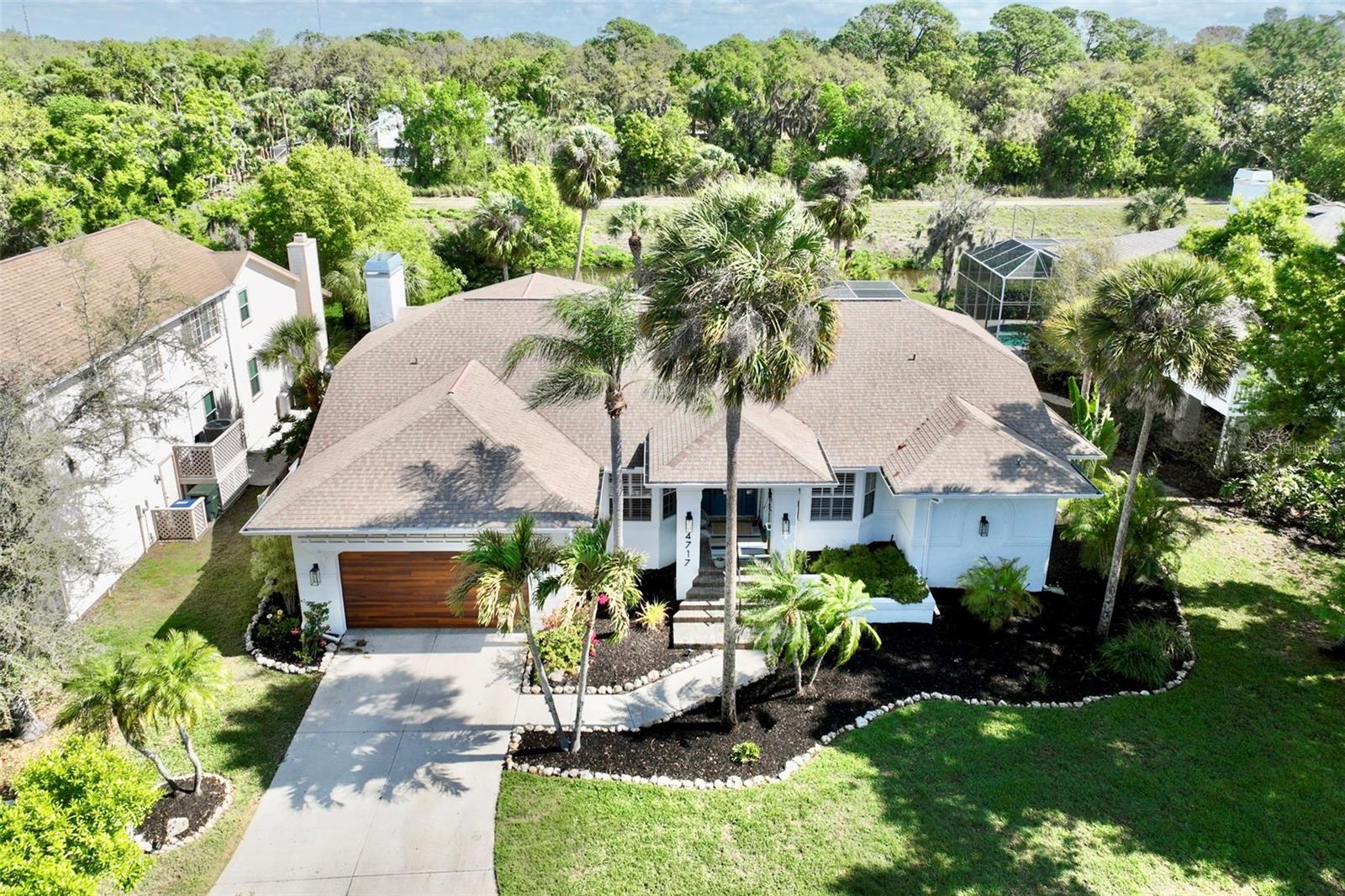 4717 E Trails Dr photo 1