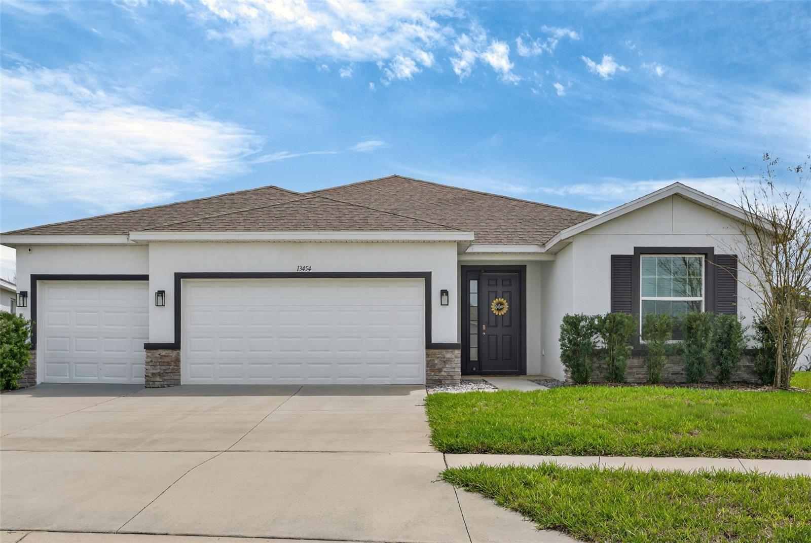 13454 Golden Lime Ave photo 1