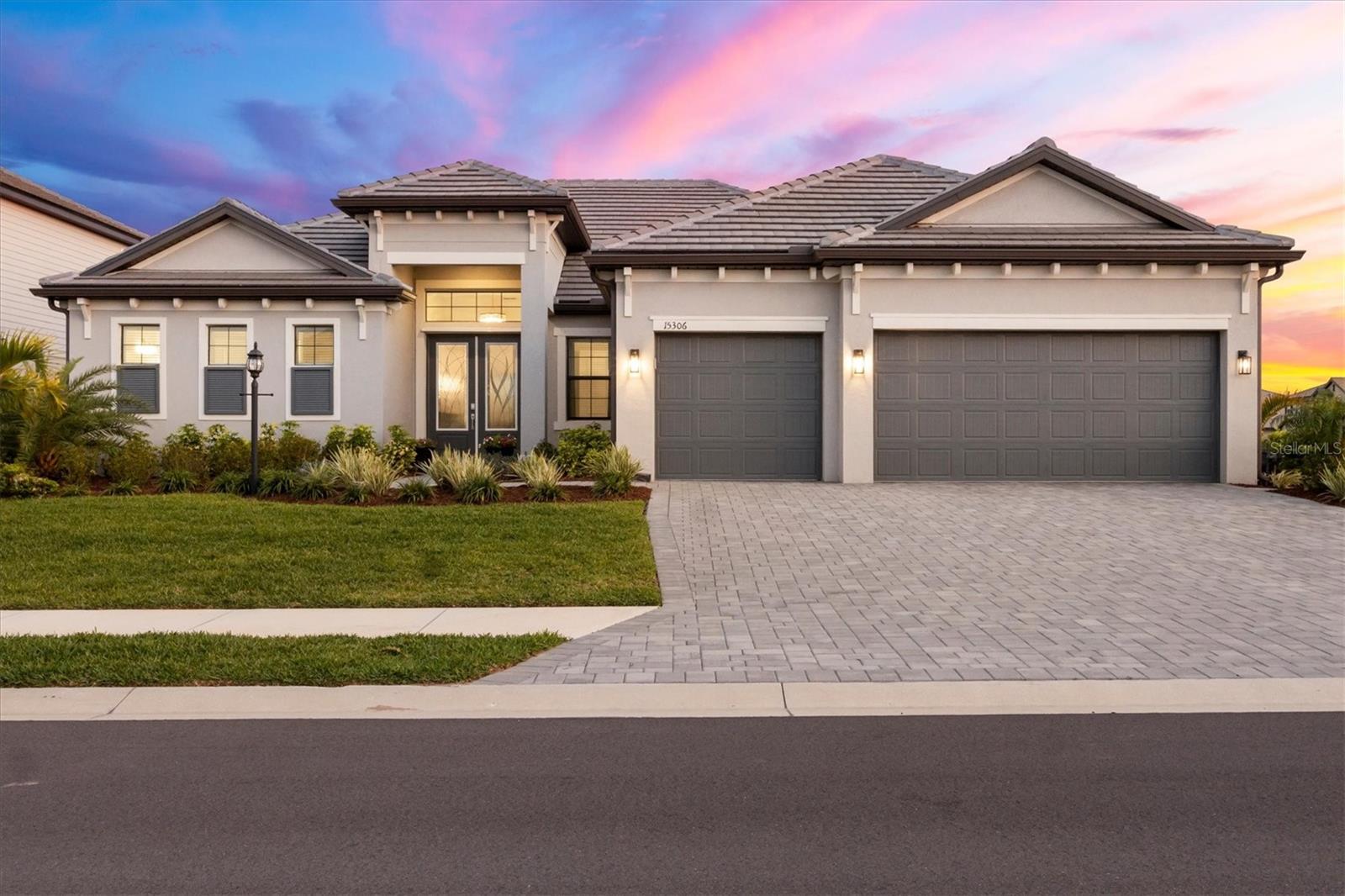 15306 Golden Beam Pl photo 1