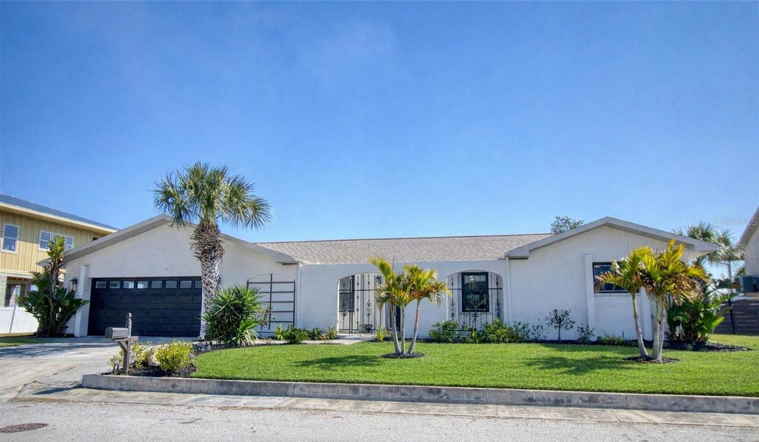 13804 Plumosa Ave photo 1