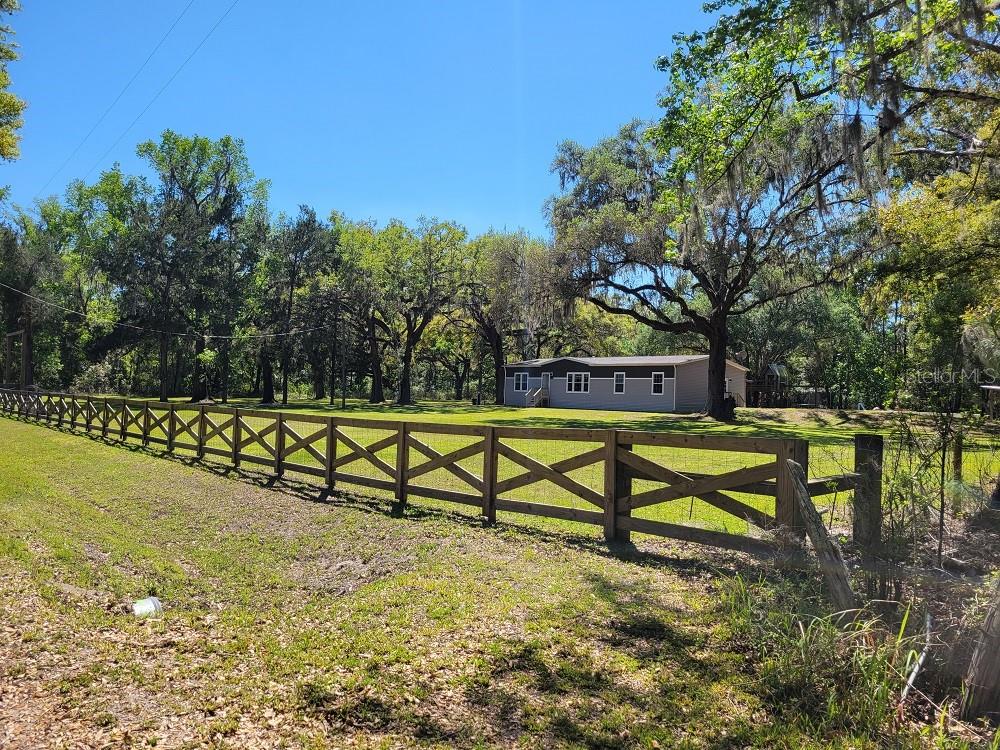 22397 Mondon Hill Rd photo 1