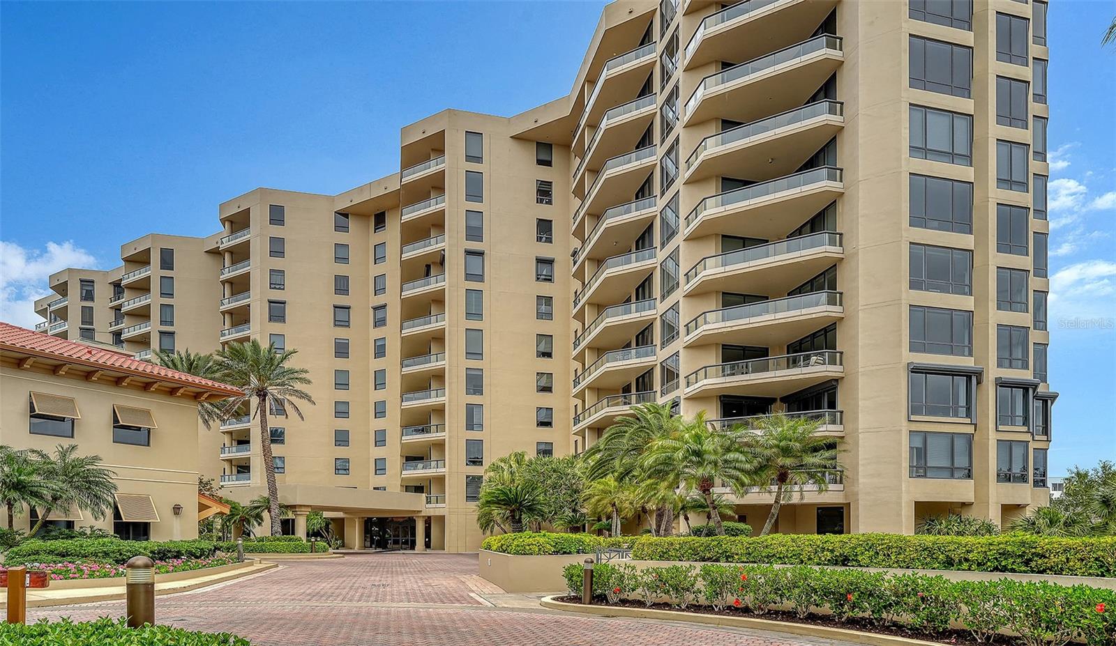1281 Gulf Of Mexico Dr #111 photo 1