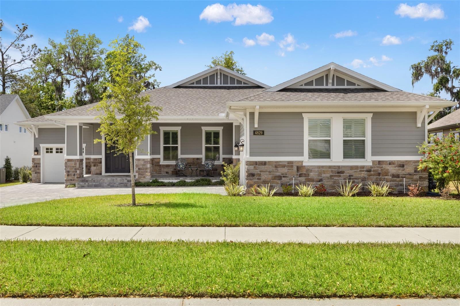 4829 Hickory Oak Dr