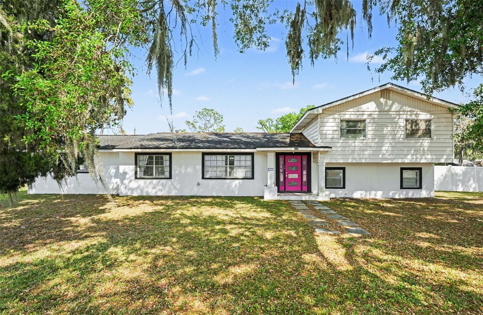 3101 S Kings Ave