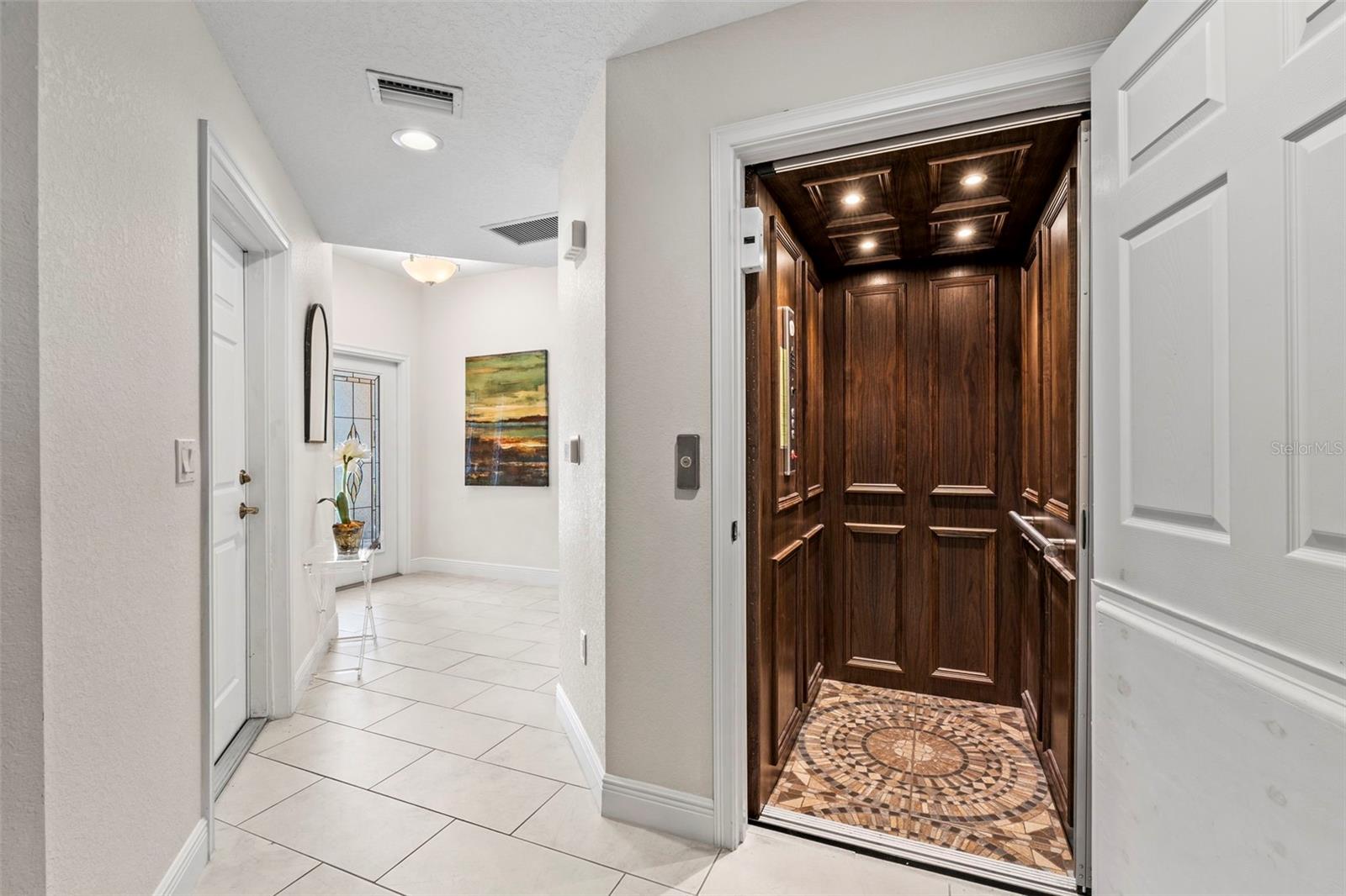 771 Date Palm Ln