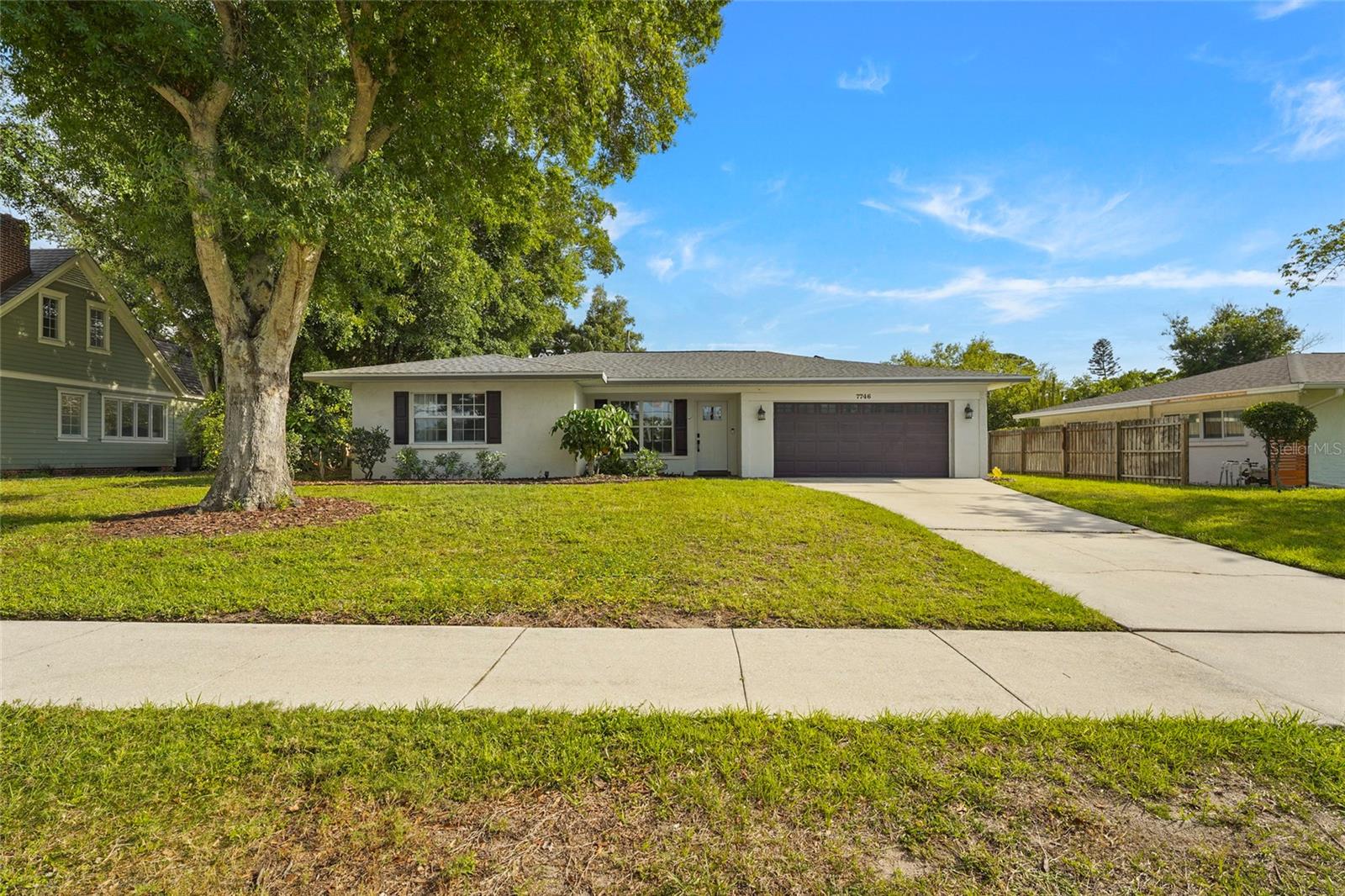7746 Westmoreland Dr photo 1