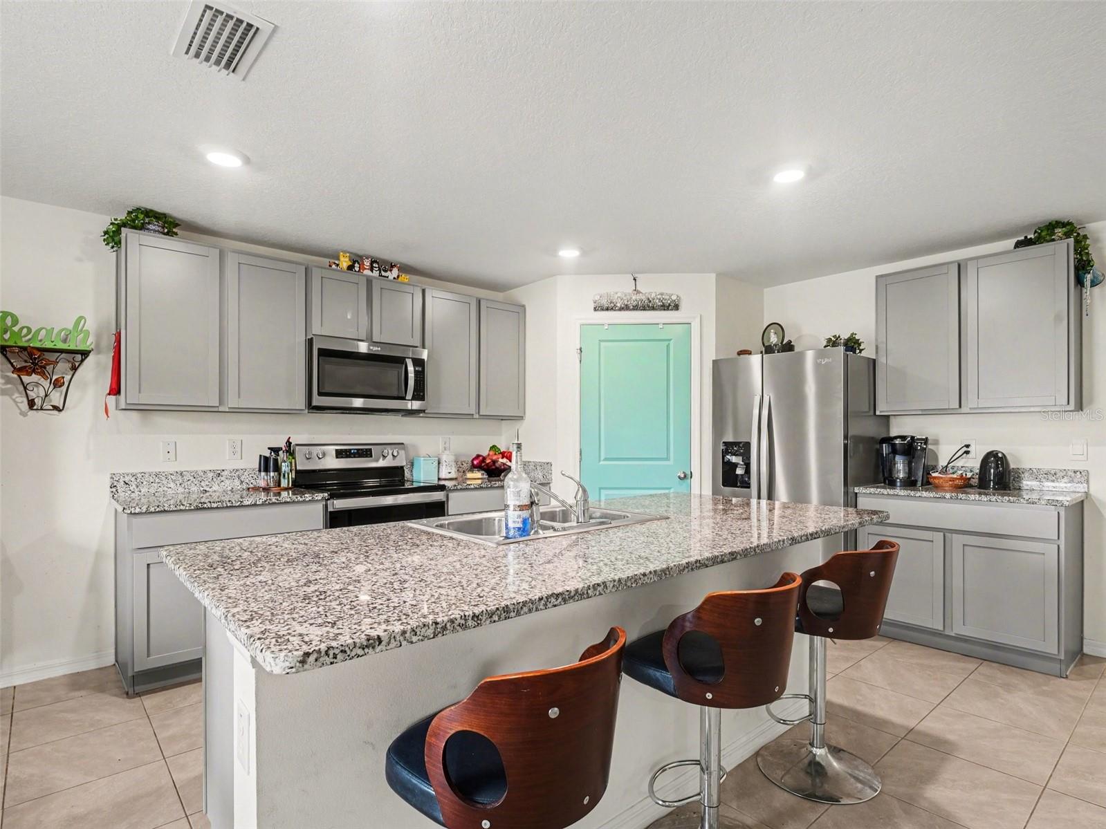 4114 Dovetail Ln