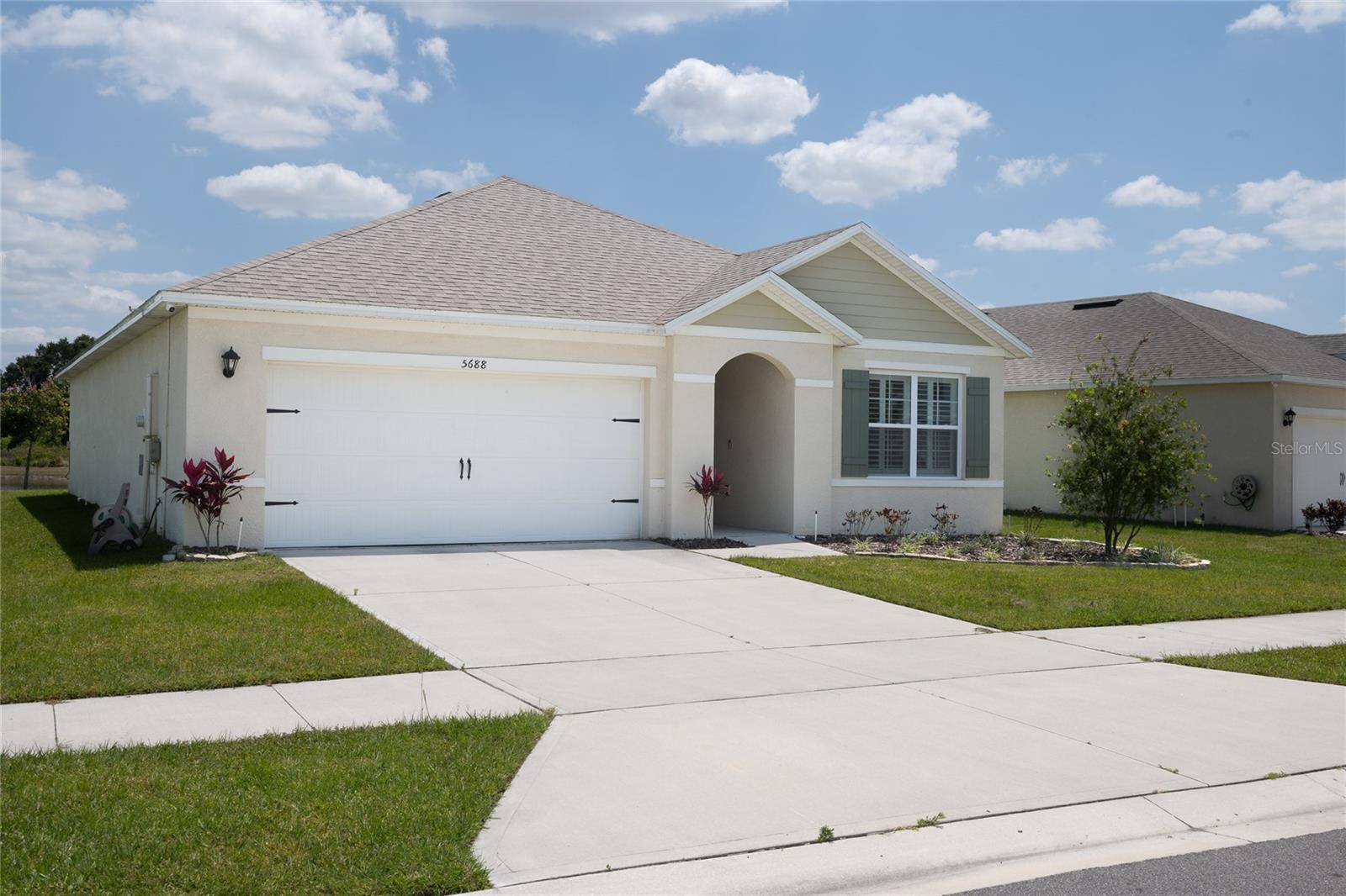 5688 Siltstone St photo 1
