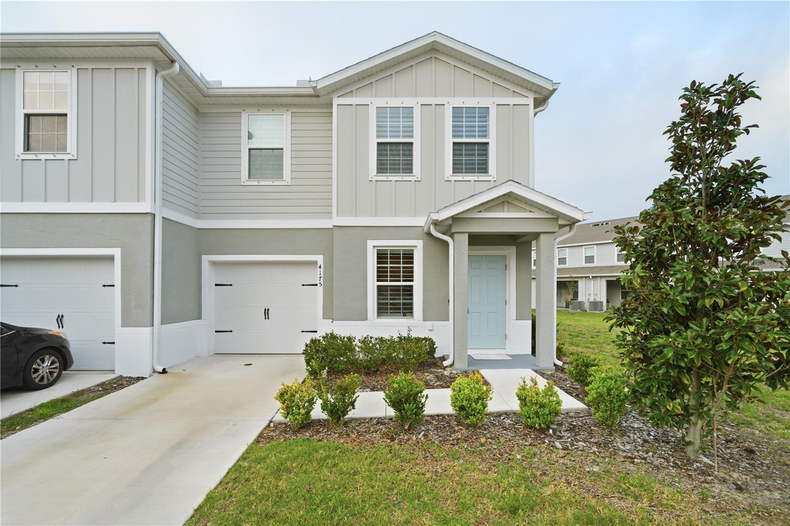 4175 Harbour Palm Dr