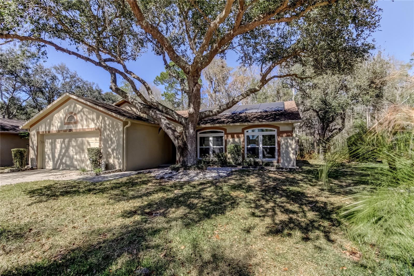 1795 Bayhill Dr photo 1