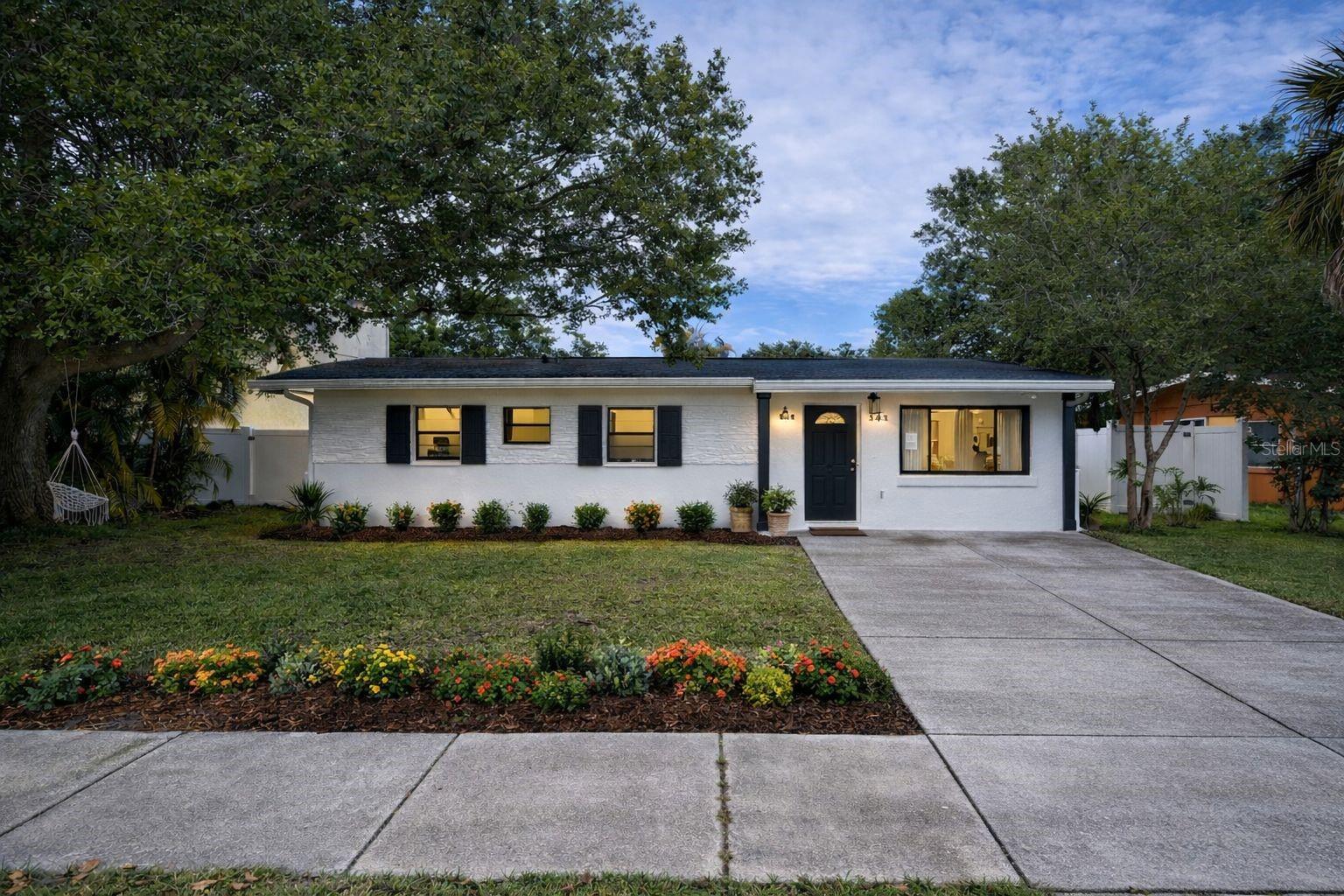 343 Shore Dr E photo 1