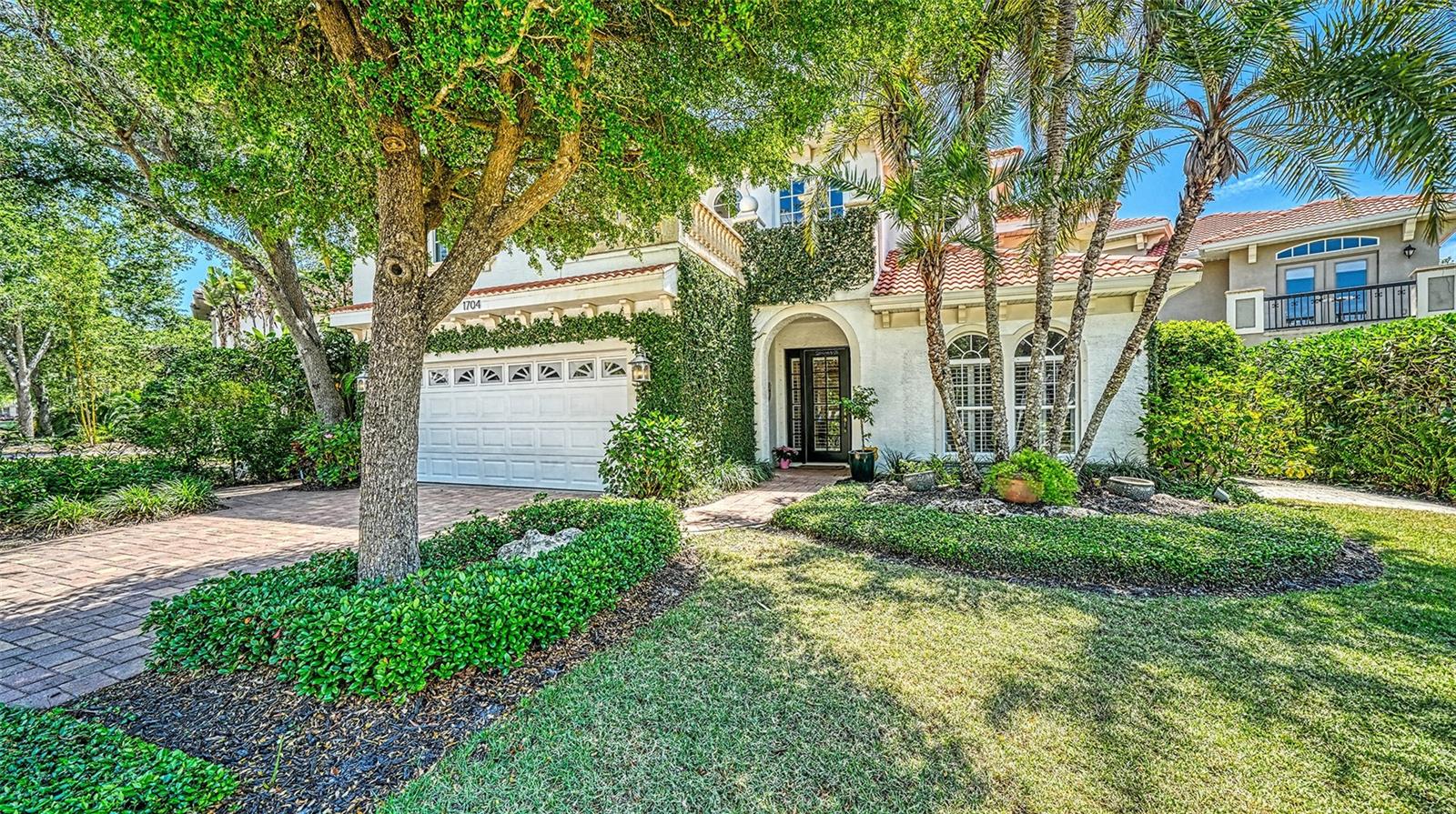 1704 Fortuna St photo 1