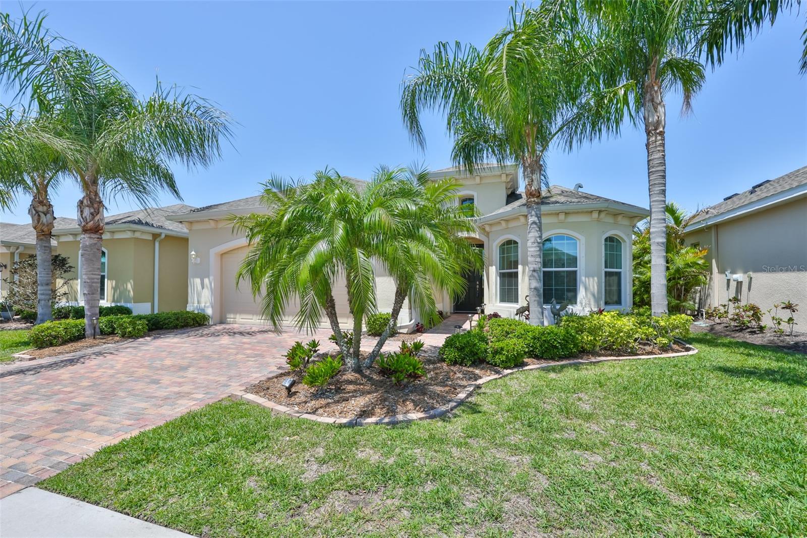 1809 Pacific Dunes Dr