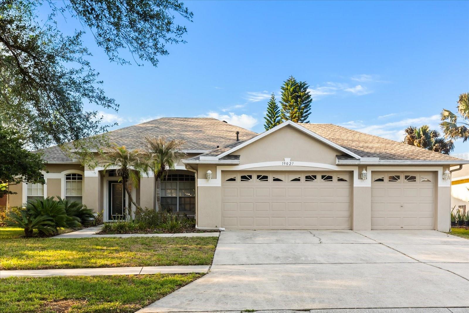 19027 Dove Creek Dr photo 1