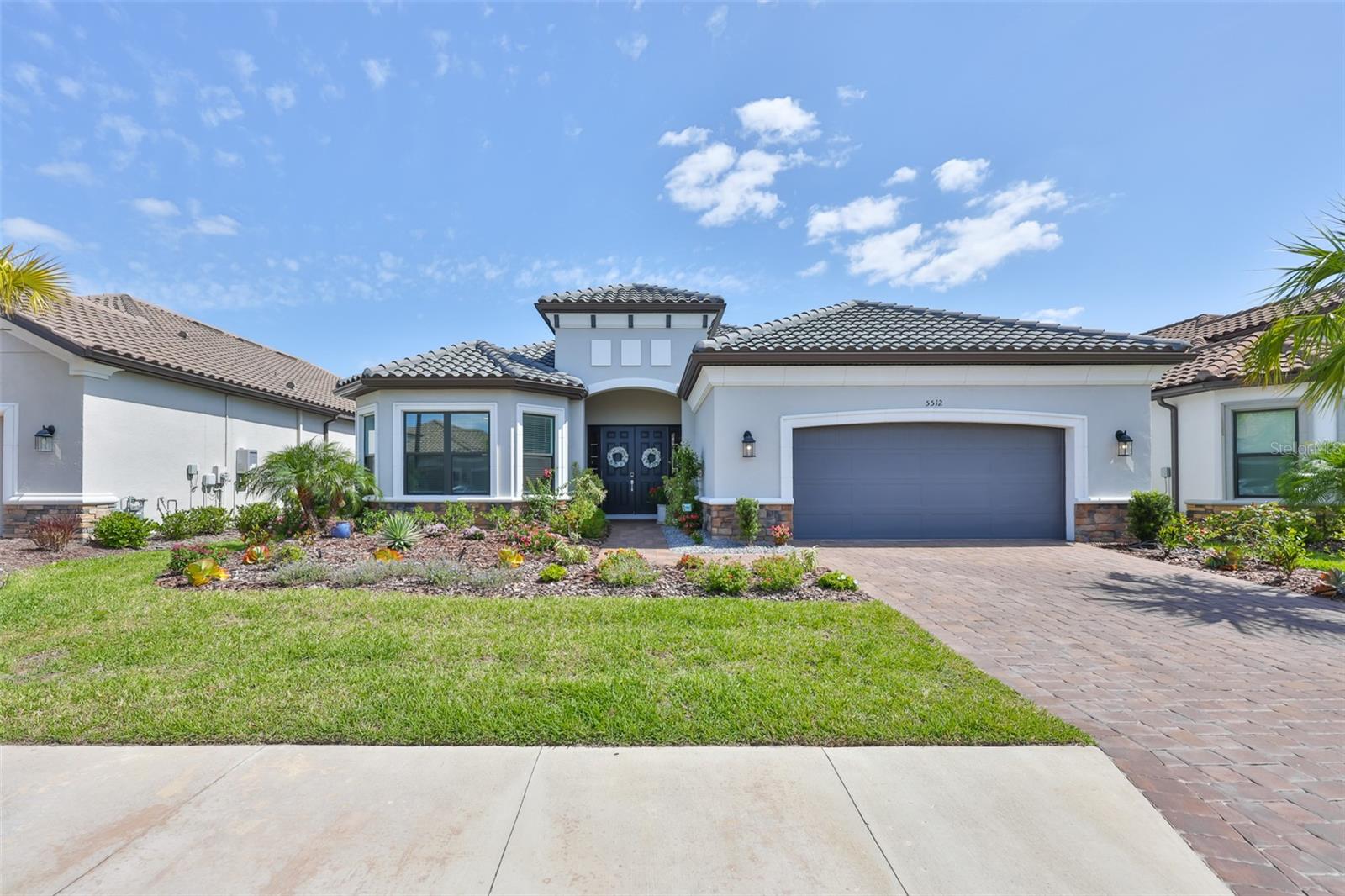 5512 Caserta CT photo 1
