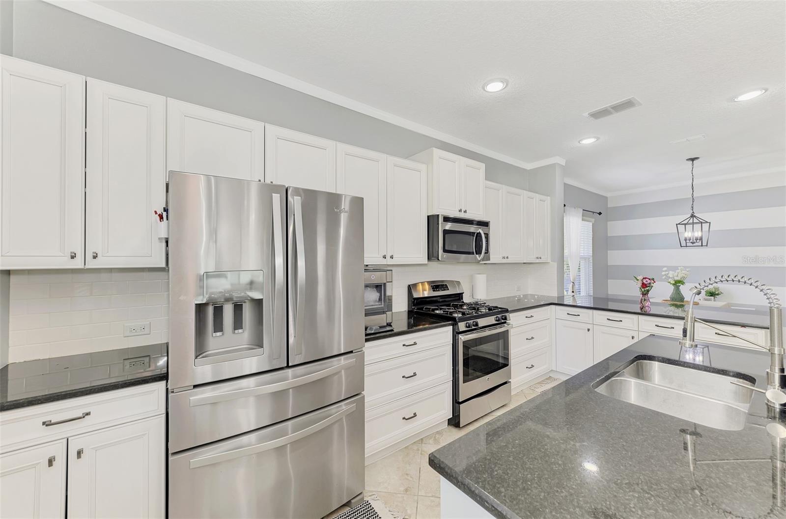 5008 Mission Park Ln