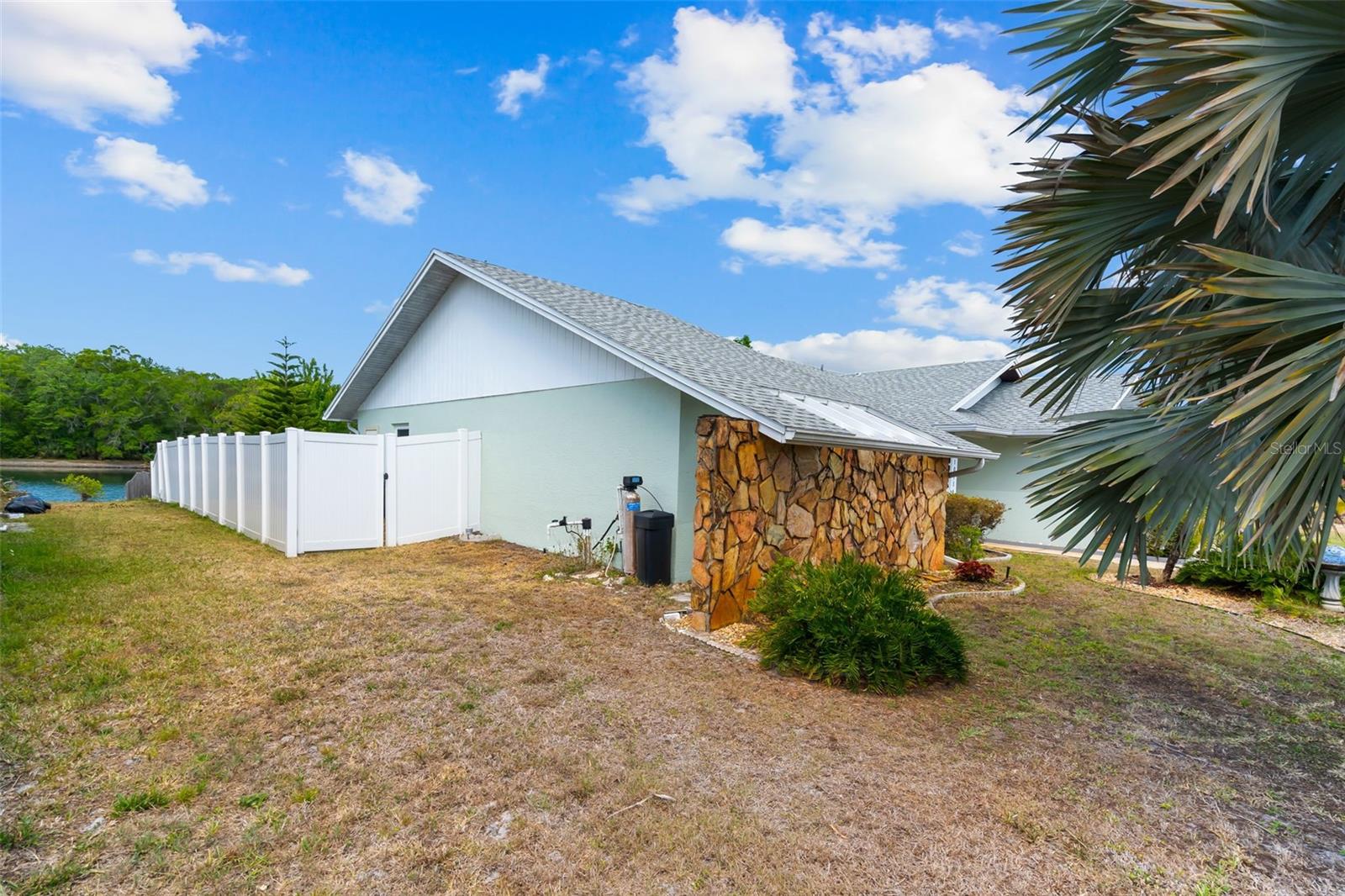 10116 Landmark Dr