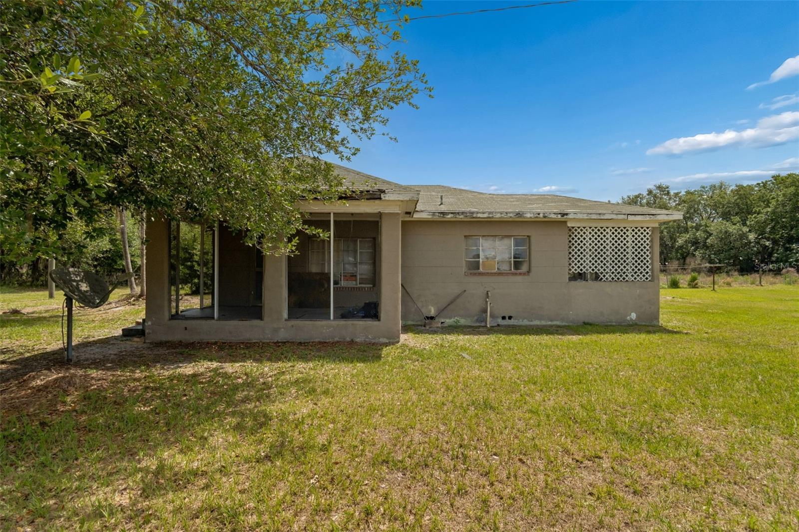 2413 Ed Brown Ln photo 1