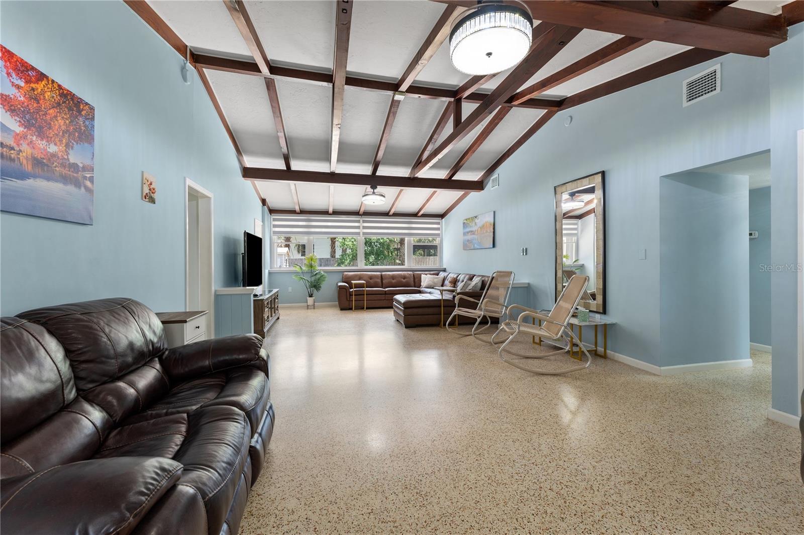 138 Pearl Ave