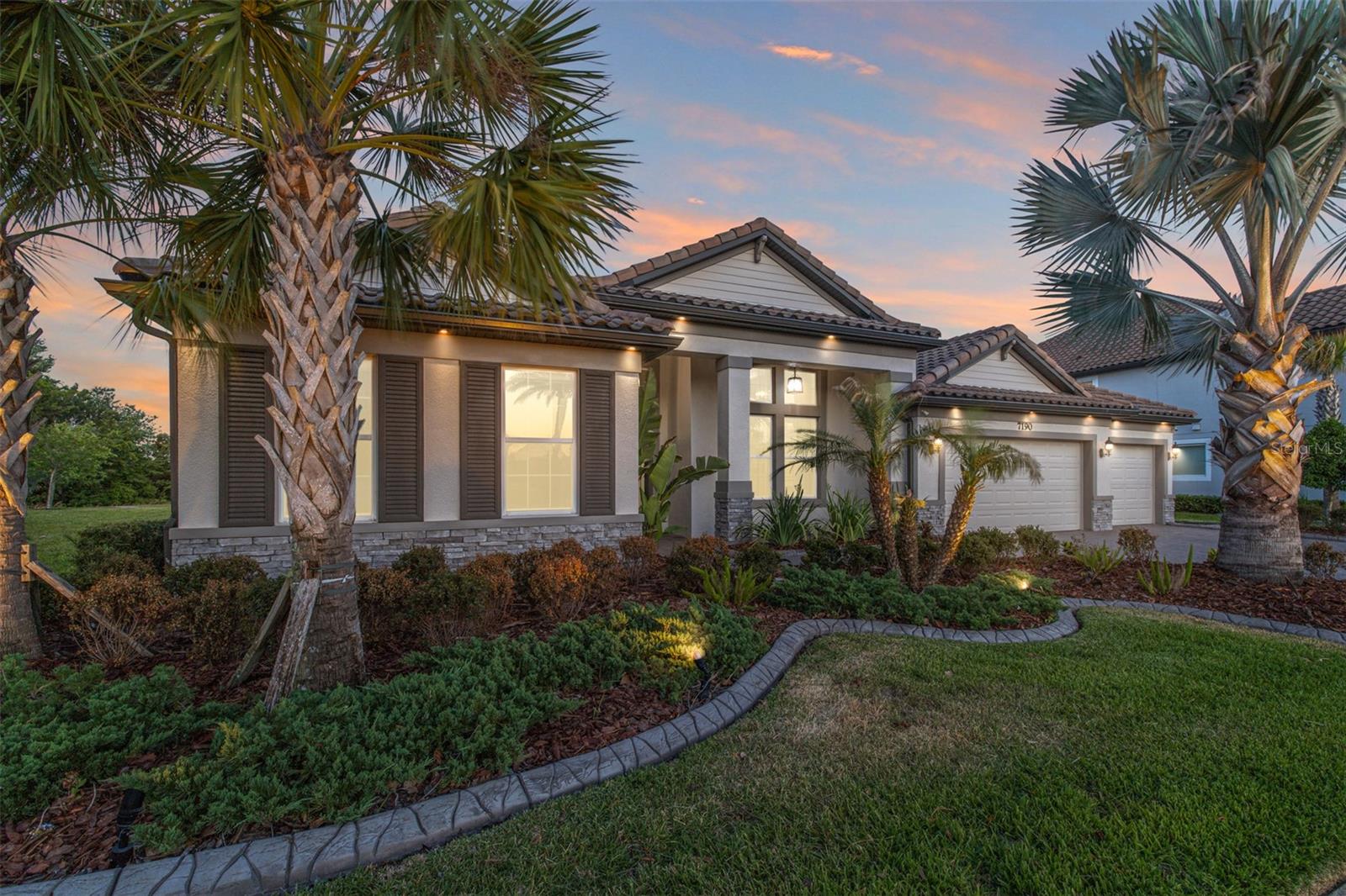 7190 Graybrook Dr