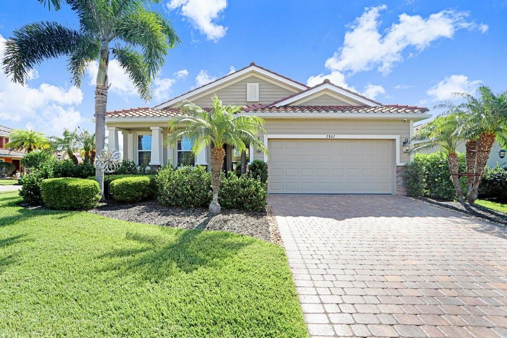 2807 Oriole Dr
