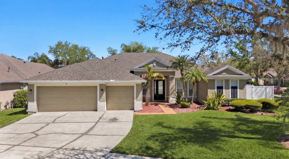 19328 Autumn Woods Ave photo 1