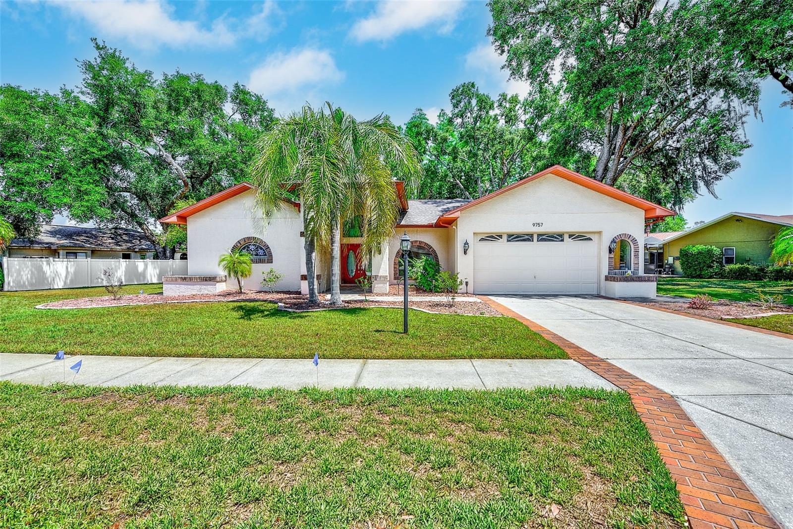 9757 Hermosillo Dr