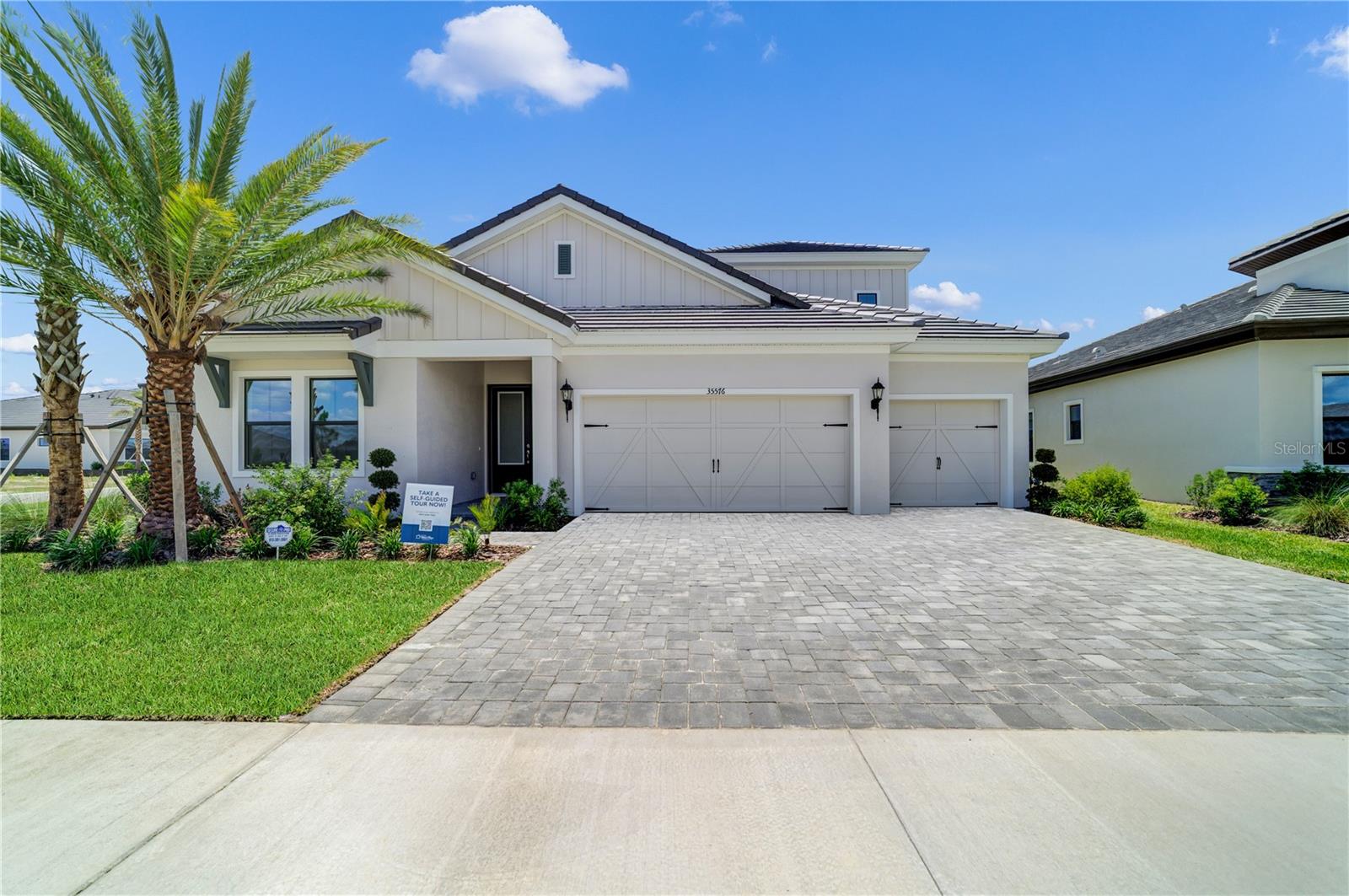 35576 Big Hawk Dr photo 1