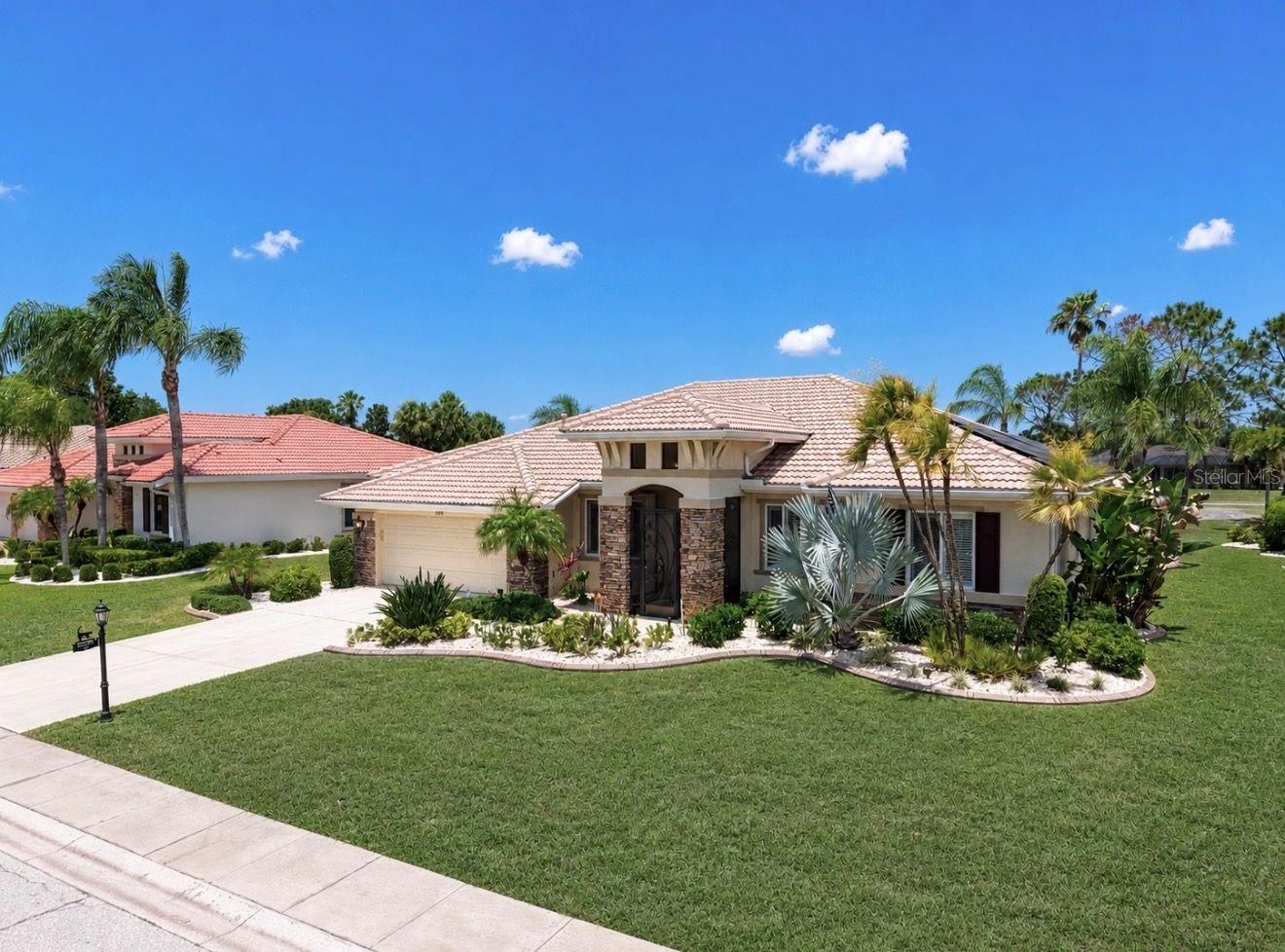 2208 Myrtle Vista CT