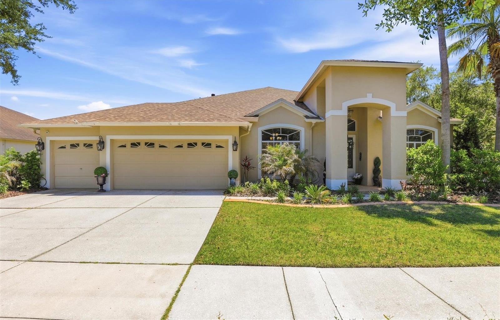 8331 Golden Prairie Dr