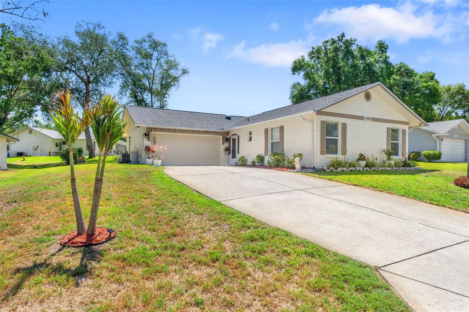 10520 Springwood Dr photo 1
