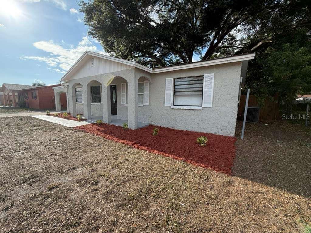 2065 Balfour Cir