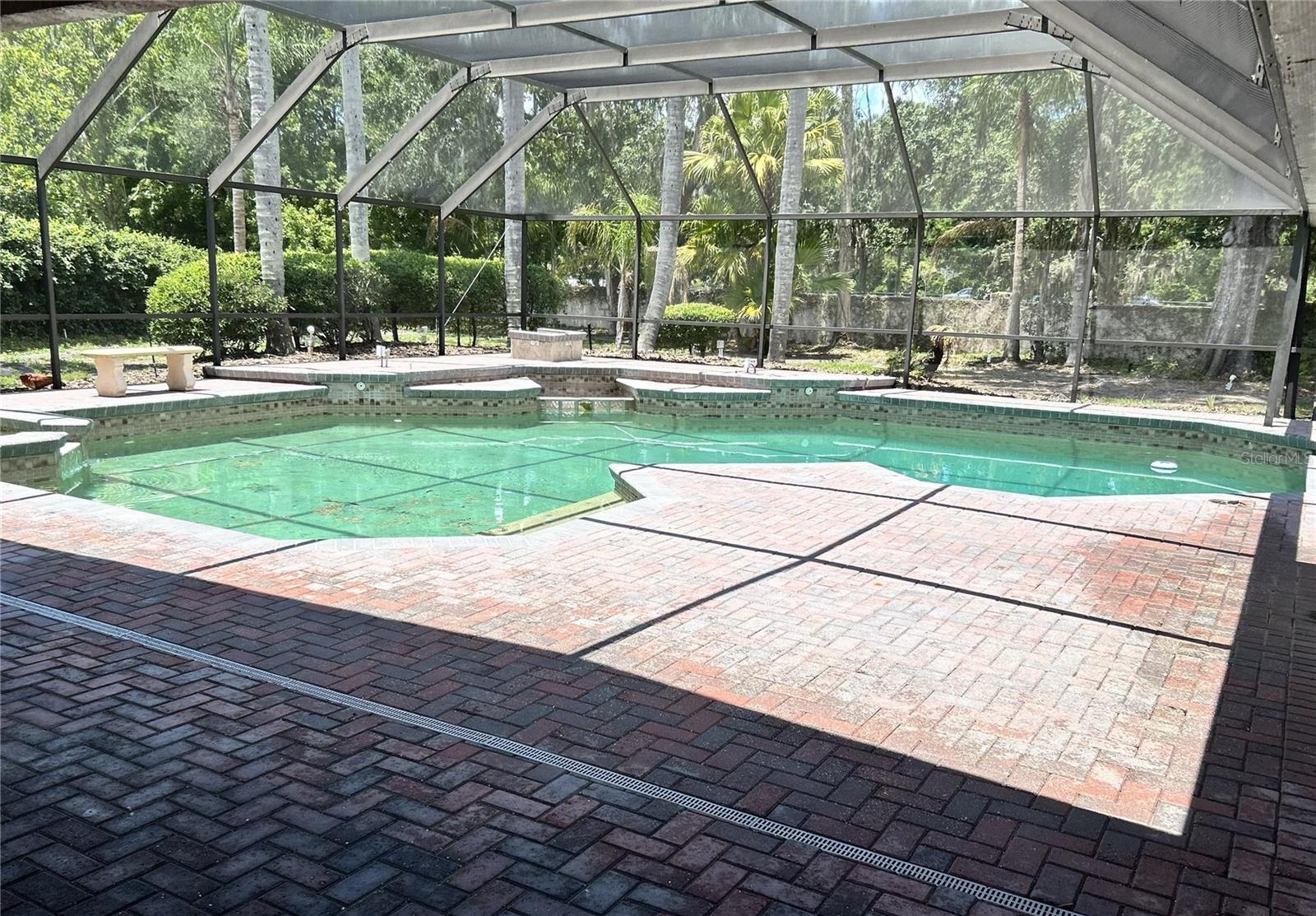 5106 Stonehurst Rd