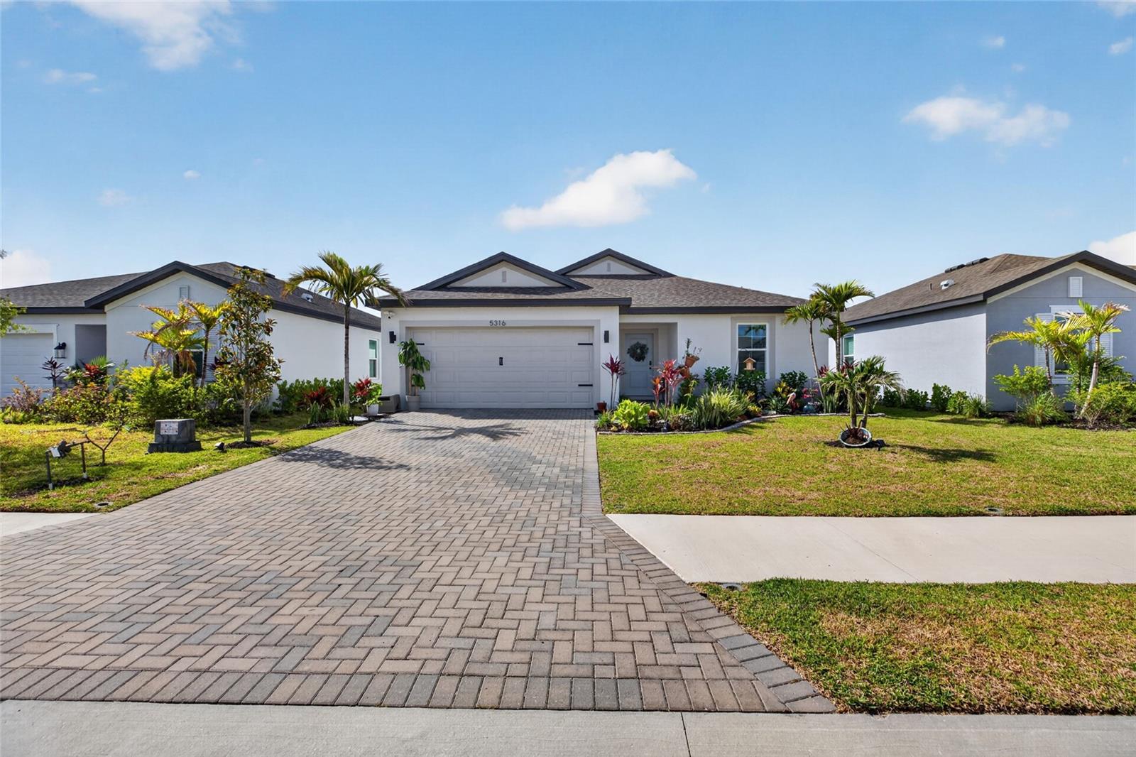 5316 Patano Loop photo 1