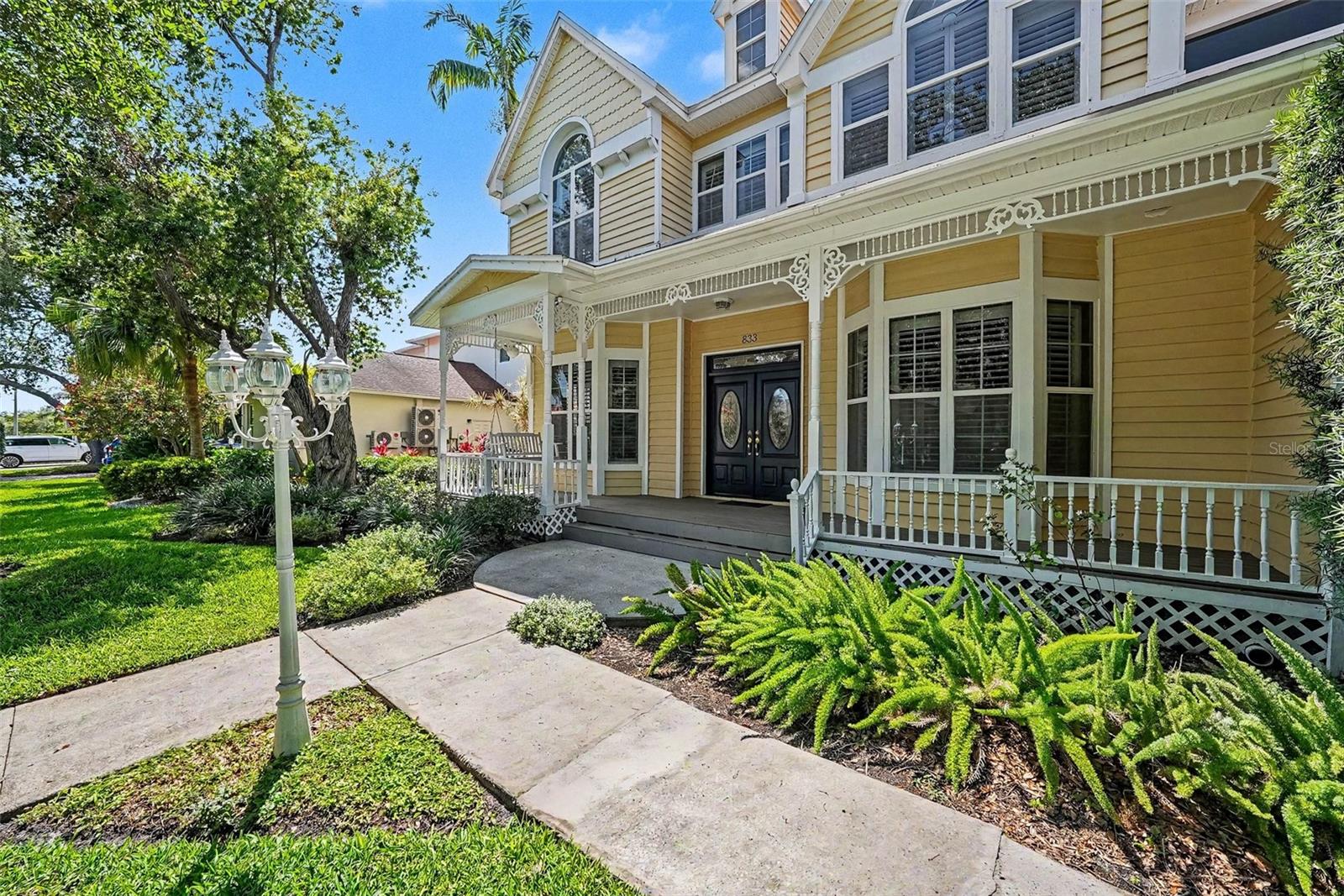833 Marco Dr NE