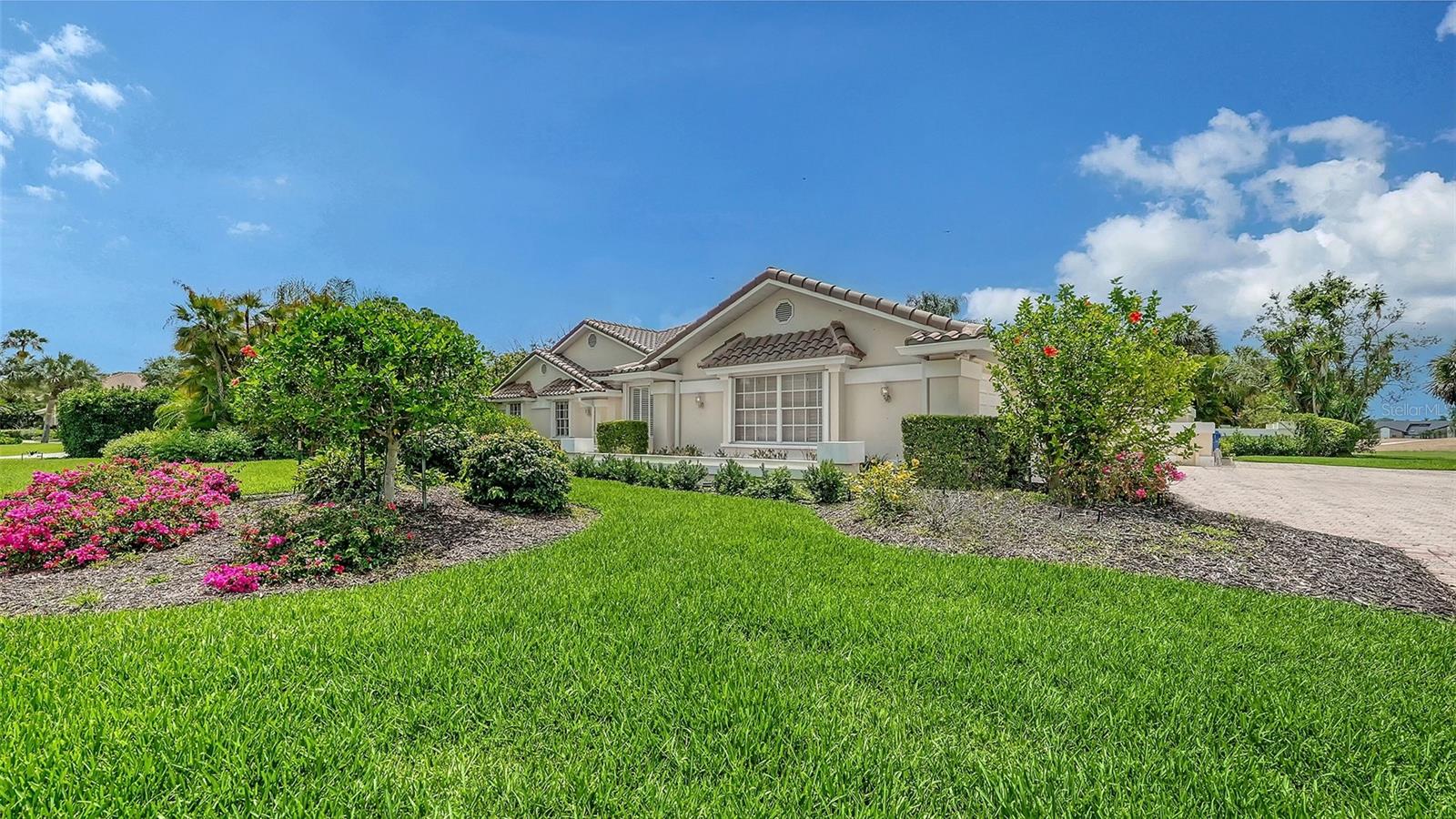 3988 Losillias Dr