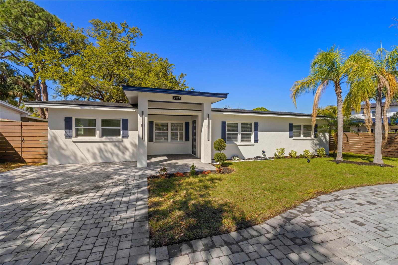 2117 S West Shore Blvd