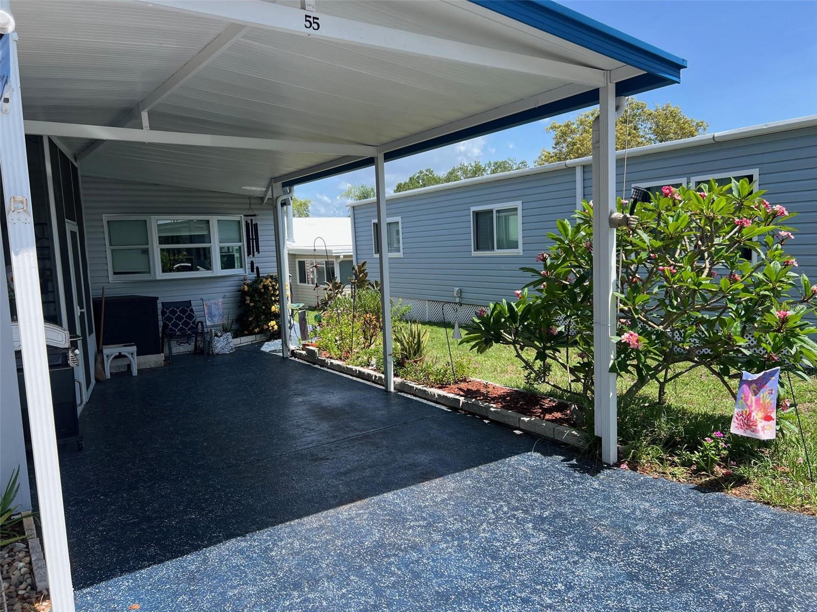 55 Palm Forest Dr