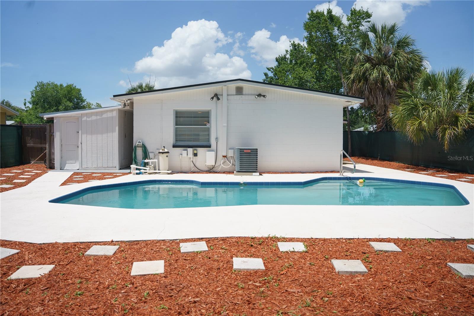 6552 S West Shore Cir