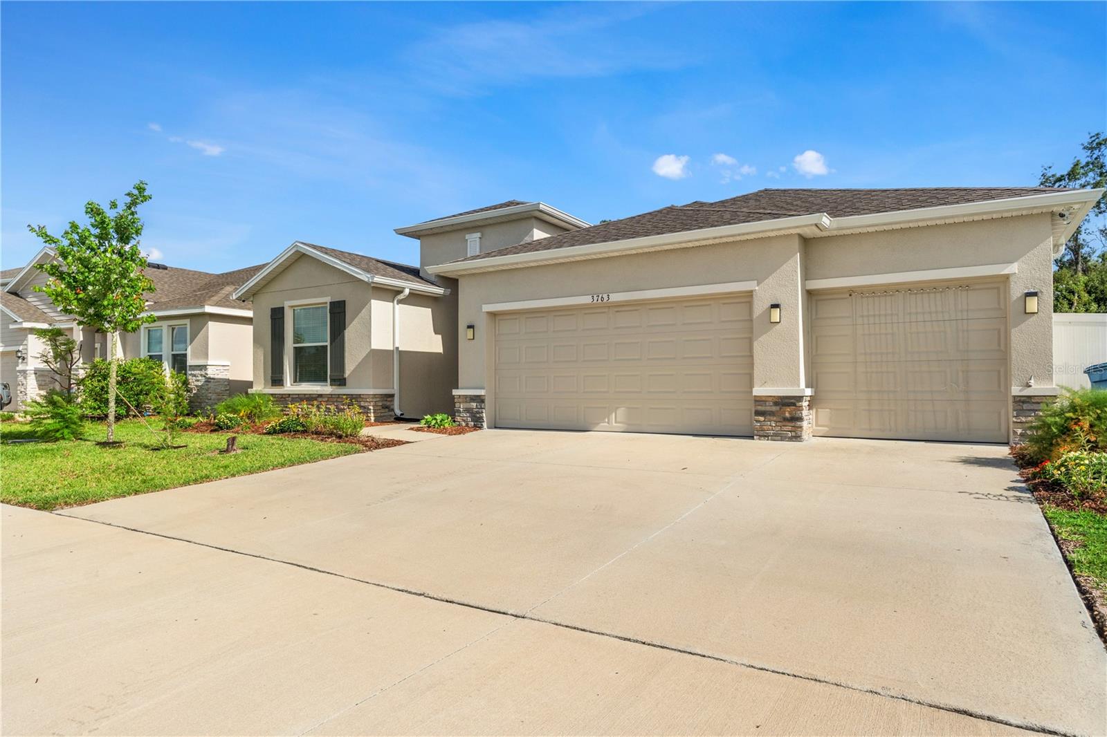 3763 Autumn Amber Dr