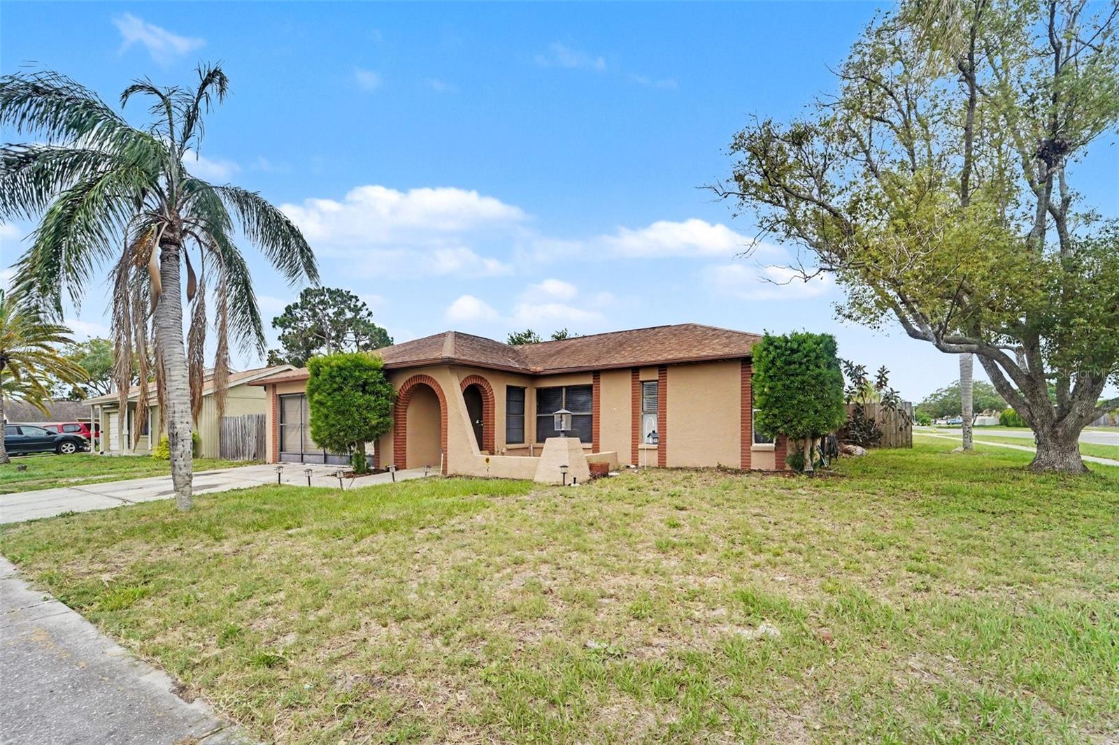 1215 Persimmon Dr