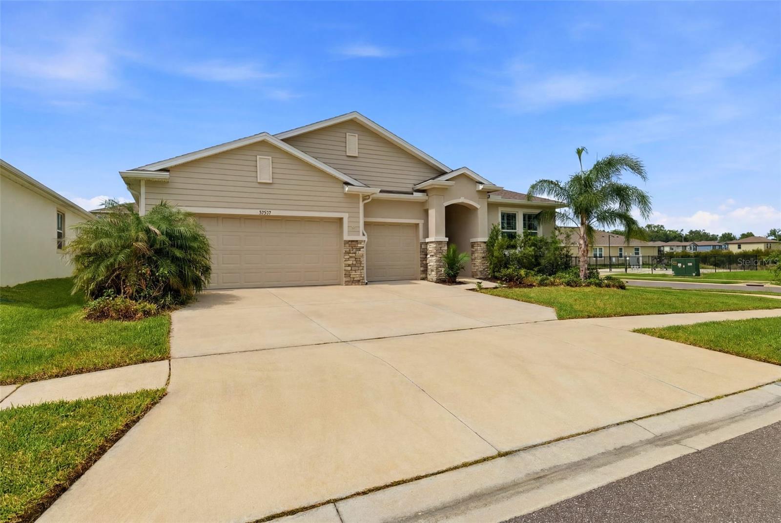 32337 Conchshell Sail St photo 1